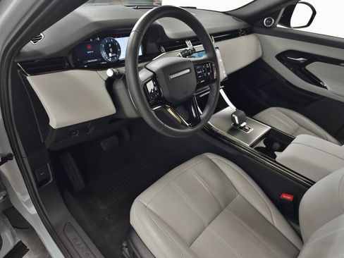 Certified 2026 Land Rover Range Rover Evoque S AWD/4WD image 18