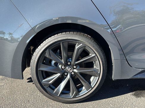 Certified 2025 Toyota Corolla SE image 9