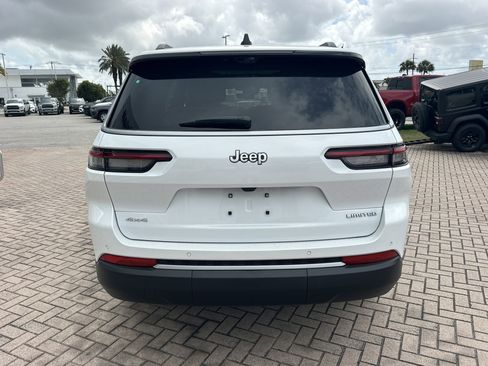 New 2026 Jeep Grand Cherokee L Limited w/ Luxury Tech Group II AWD/4WD image 8