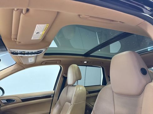 Used 2014 Porsche Cayenne Base image 31