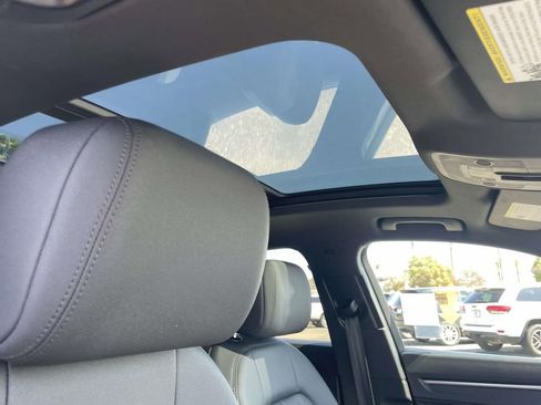 Used 2020 Audi Q3 2.0T Premium image 26