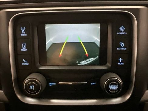 Used 2019 RAM 1500 Express AWD/4WD image 5