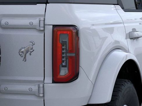 New 2025 Ford Bronco Outer Banks AWD/4WD image 24