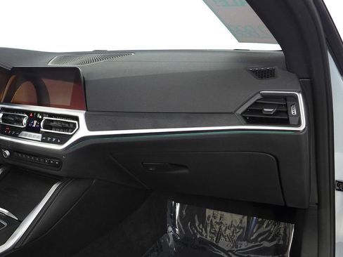 Certified 2023 BMW 430i xDrive Convertible w/ M Sport Package image 18