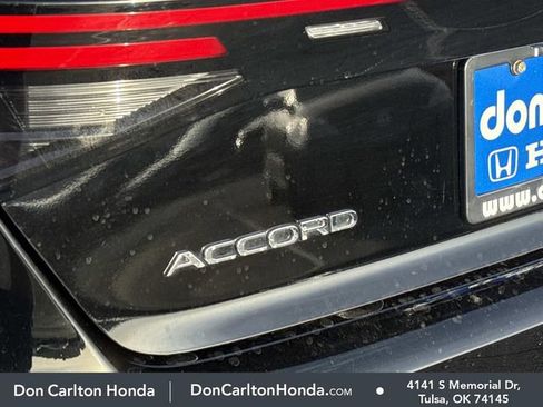 Used 2025 Honda Accord SE image 6