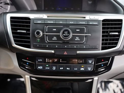 Used 2016 Honda Accord LX image 16