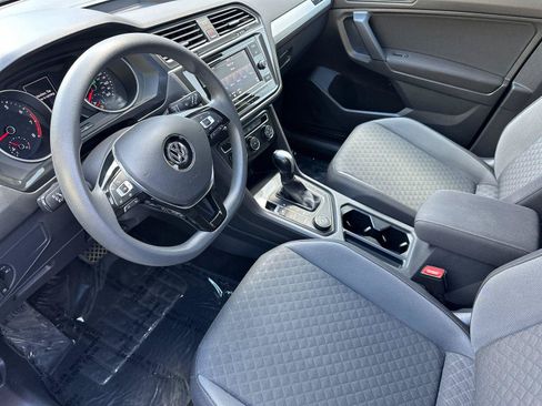 Used 2019 Volkswagen Tiguan S w/ Driver Assistance Package AWD/4WD image 9