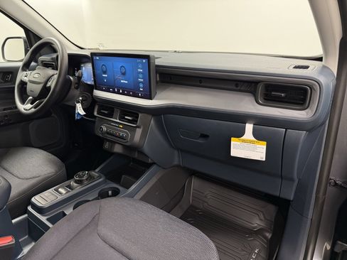 New 2025 Ford Maverick XL image 23