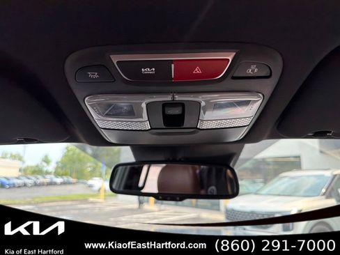 Certified 2024 Kia Telluride EX w/ EX Captain's Chair Package AWD/4WD image 25