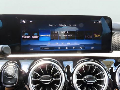 New 2025 Mercedes-Benz CLA 250 4MATIC image 46