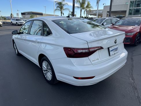 Used 2020 Volkswagen Jetta S image 8