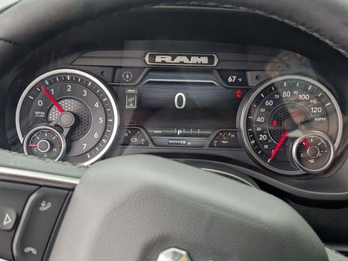 New 2026 RAM 1500 4x4 Crew Cab image 16