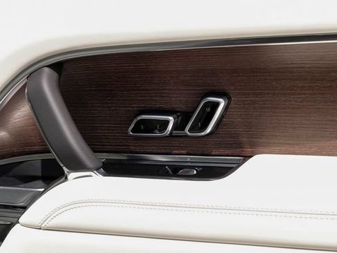 New 2026 Land Rover Range Rover SE AWD/4WD image 56