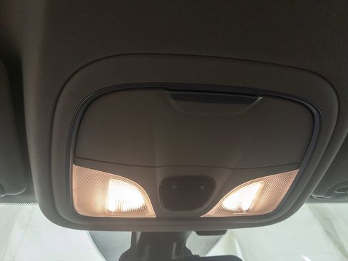 Used 2015 Chrysler 200 C w/ Premium Lighting Group image 22