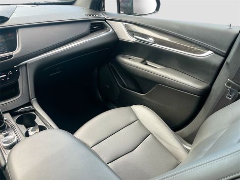 Used 2021 Cadillac XT5 Sportv image 25