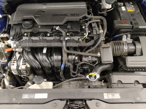 Used 2024 Hyundai Elantra SE FWD image 30