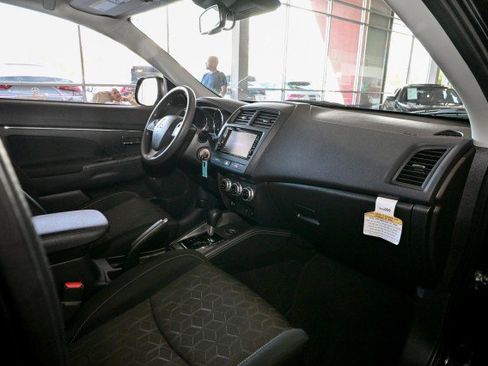 Used 2024 Mitsubishi Outlander Sport AWD image 25