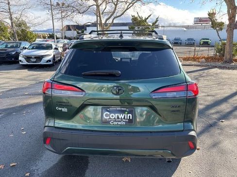 Used 2025 Toyota Corolla Cross XLE image 9