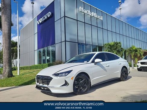 Used 2021 Hyundai Sonata SE image 1