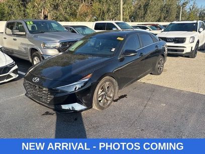 Used 2022 Hyundai Elantra Limited w/ Cargo Package