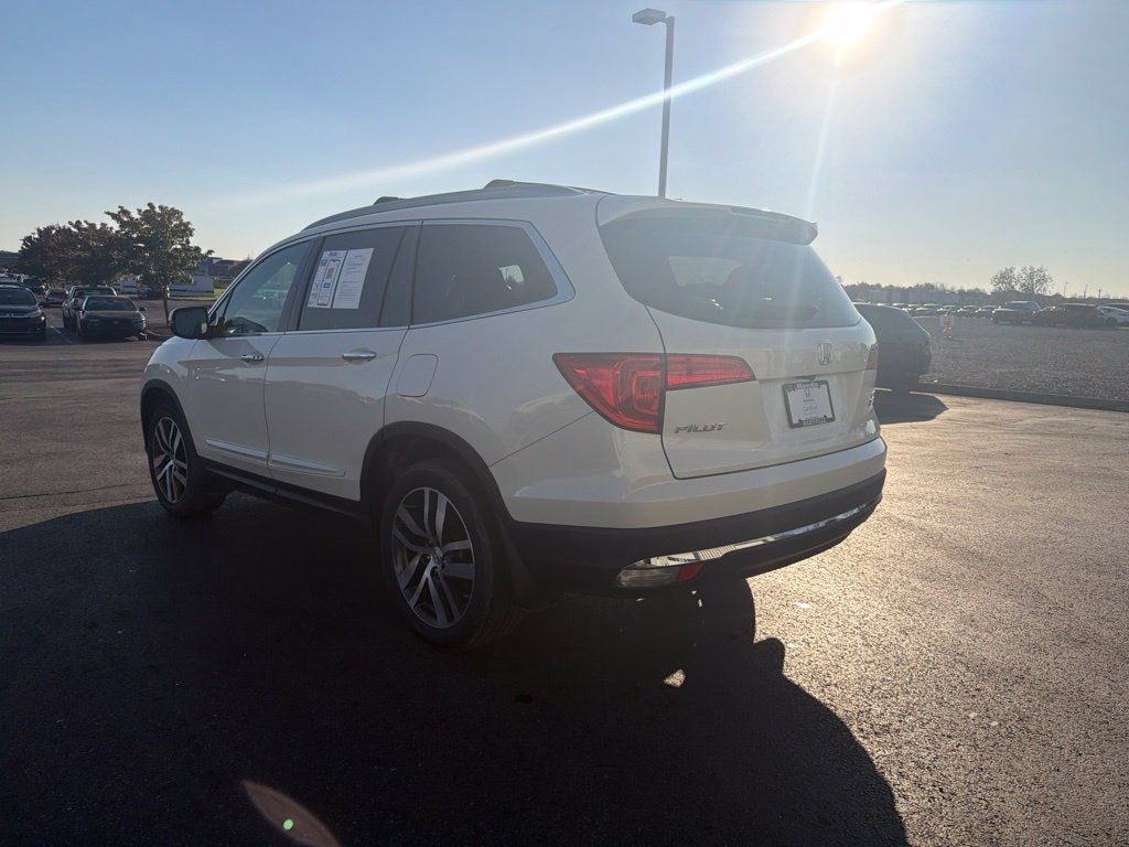 Used 2017 Honda Pilot Touring image 5