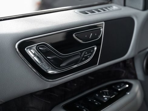 Used 2021 Lincoln Navigator L Reserve image 15