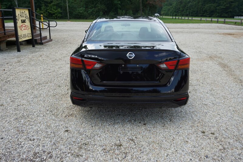 Used 2021 Nissan Altima 2.5 S w/ Driver Assist Package FWD image 7