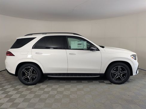 New 2026 Mercedes-Benz GLE 450 4MATIC image 3