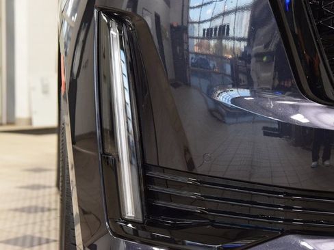 Used 2023 Cadillac Escalade Sport Platinum image 14