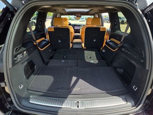 New 2025 Jeep Grand Cherokee L Summit image 19