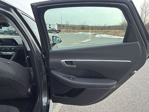 Certified 2022 Hyundai Sonata SEL w/ Convenience Package image 19