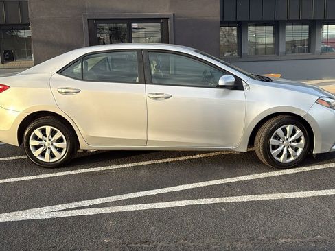 Used 2016 Toyota Corolla LE image 2