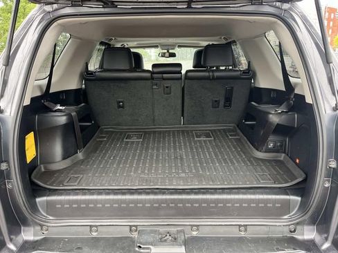 Used 2017 Toyota 4Runner Limited AWD/4WD image 23