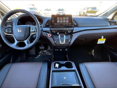 New 2026 Honda Odyssey Elite image 12