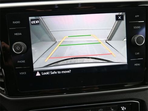 Used 2022 Volkswagen Atlas SE image 32