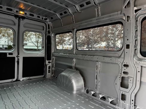 Used 2023 RAM ProMaster 3500 w/ Premium Convenience Group (B) image 31