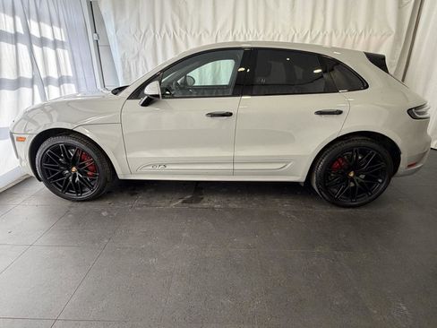 Certified 2023 Porsche Macan GTS image 2