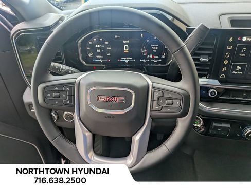 Used 2026 GMC Sierra 1500 SLT AWD/4WD image 7