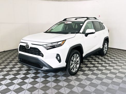 Certified 2025 Toyota RAV4 XLE Premium FWD image 7