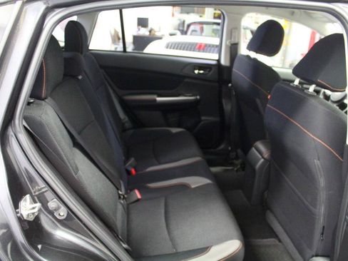 Used 2016 Subaru Crosstrek 2.0i Premium AWD/4WD image 22