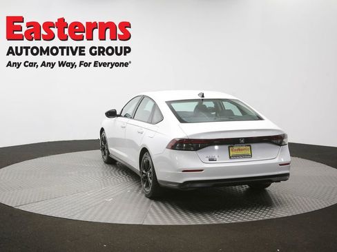 Used 2025 Honda Accord SE image 65