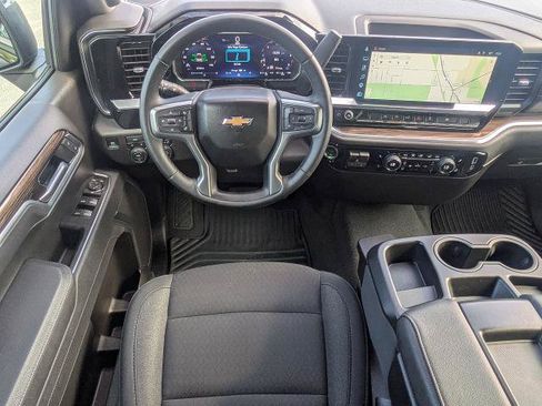Certified 2026 Chevrolet Silverado 1500 LT AWD/4WD image 16