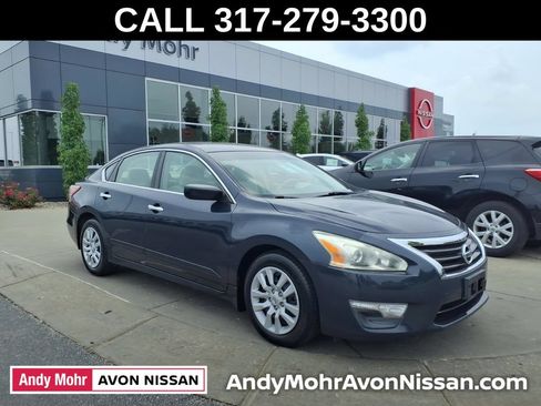 Used 2013 Nissan Altima 2.5 S FWD image 1