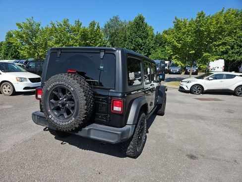 Used 2021 Jeep Wrangler Unlimited Sport AWD/4WD image 7