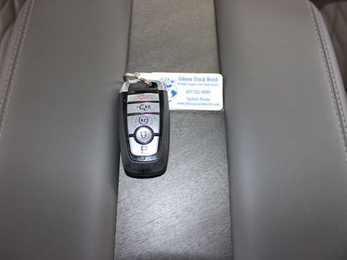 Used 2026 Ford F450 Platinum w/ Platinum Plus Package image 34