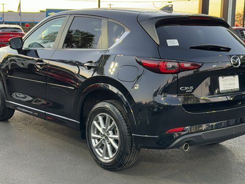 Certified 2025 MAZDA CX-5 AWD 2.5 S w/ Select Package image 6