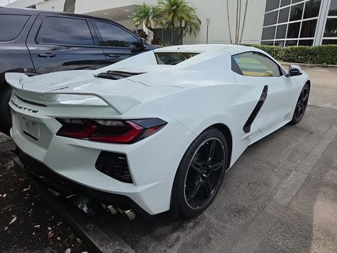 Used 2023 Chevrolet Corvette Stingray Premium Conv w/ Z51 Performance Package RWD image 5