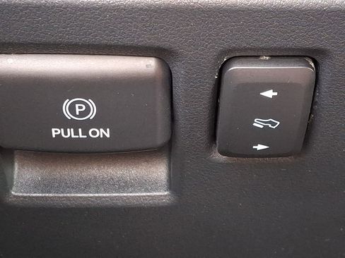 Used 2021 Ford F150 Lariat AWD/4WD image 27