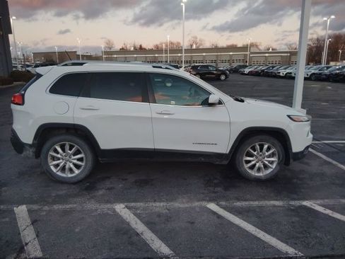 Used 2015 Jeep Cherokee Limited image 5