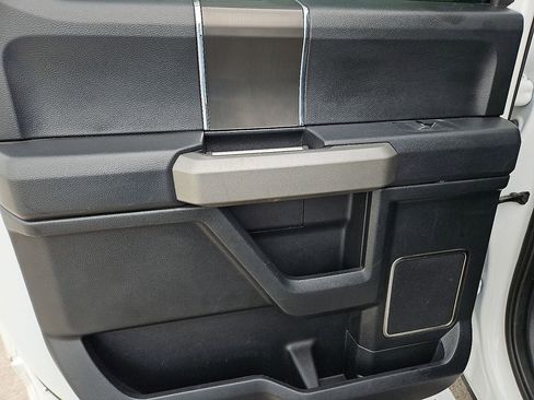 Used 2019 Ford F150 Raptor w/ Equipment Group 802A Luxury AWD/4WD image 18